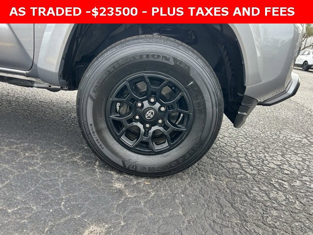 Used 2021 Toyota Tacoma SR5 image 8