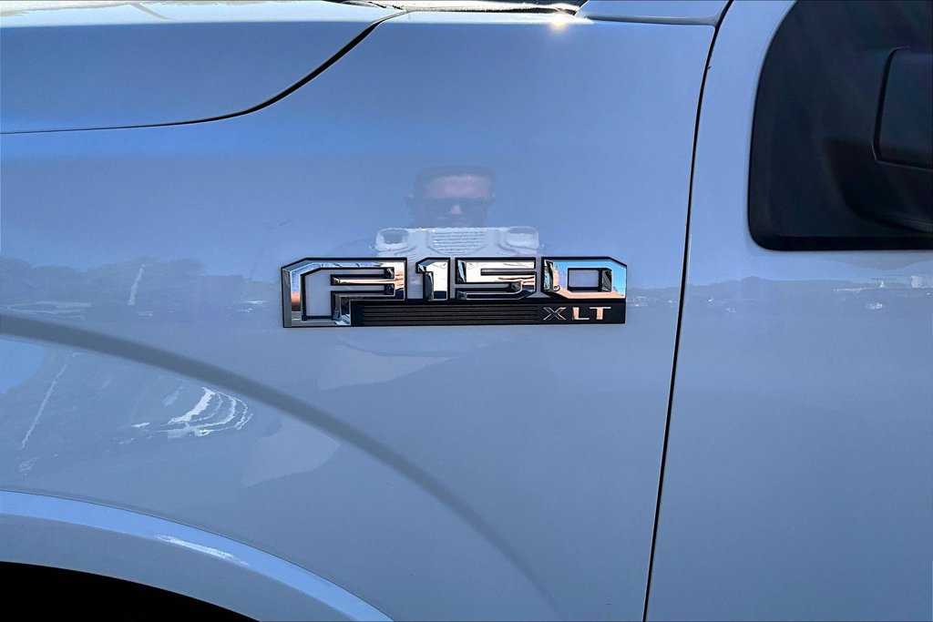 Used 2020 Ford F150 XLT w/ Equipment Group 302A Luxury AWD/4WD image 26