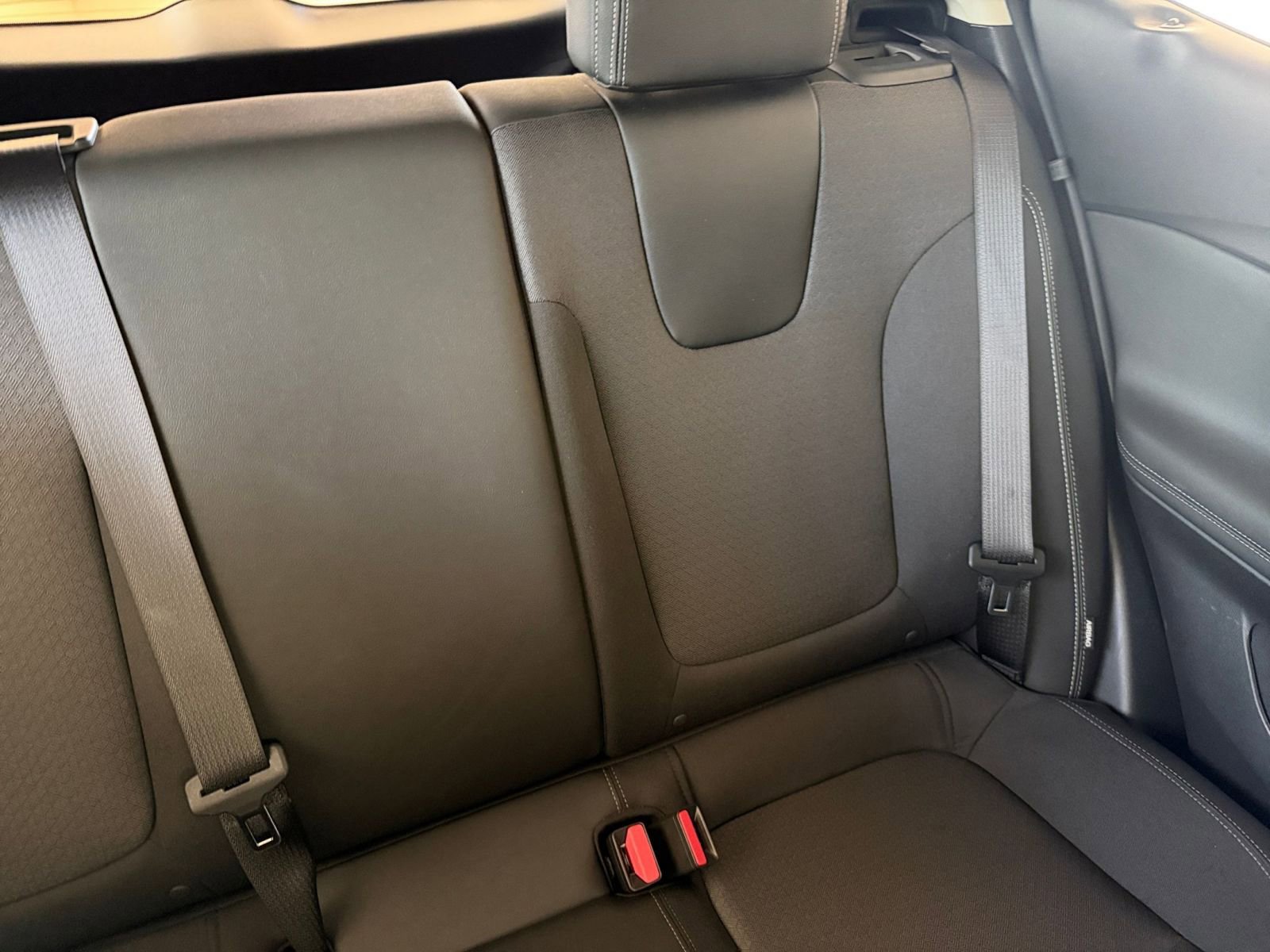 Used 2025 Buick Encore GX Preferred FWD image 36