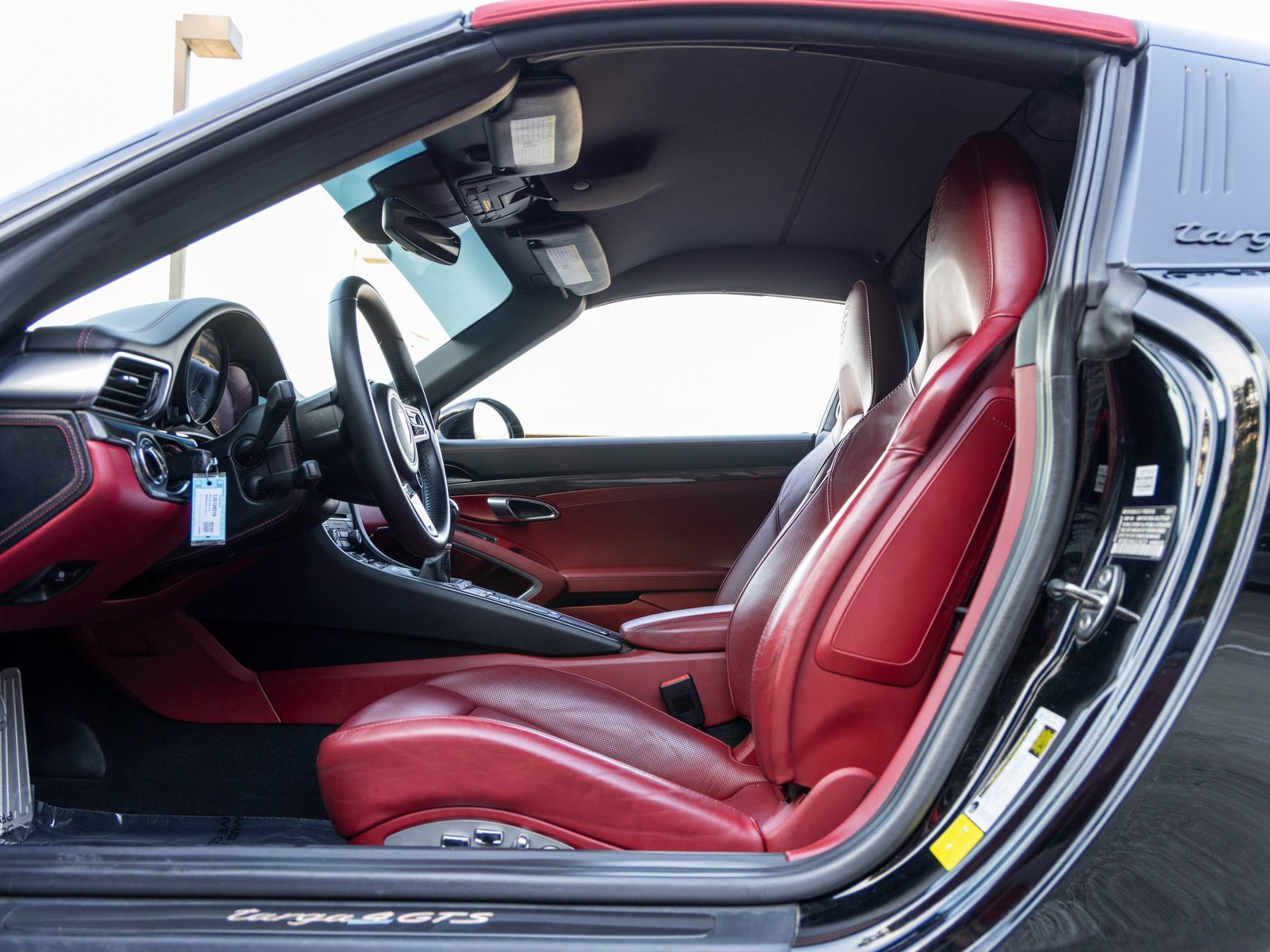 Certified 2018 Porsche 911 Targa 4 GTS image 29