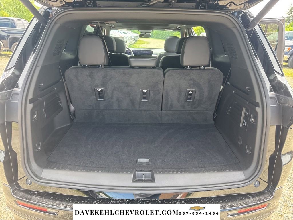 Used 2025 Buick Enclave Sport Touring w/ Power Package AWD/4WD image 42