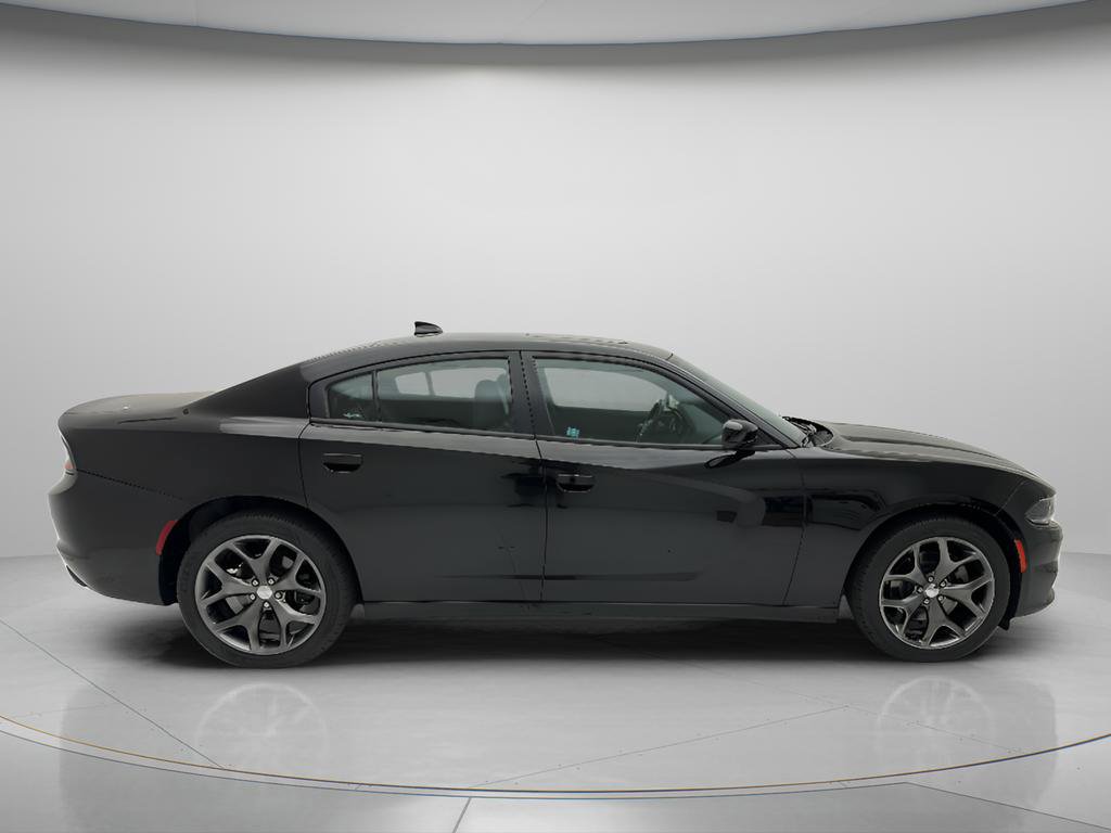 Used 2015 Dodge Charger SXT w/ AWD Plus Group image 4
