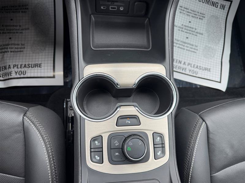 Used 2024 GMC Terrain Denali w/ LPO, Floor Liner Package AWD/4WD image 29
