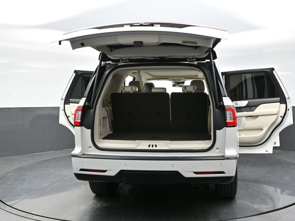 Used 2020 Lincoln Navigator Black Label image 31