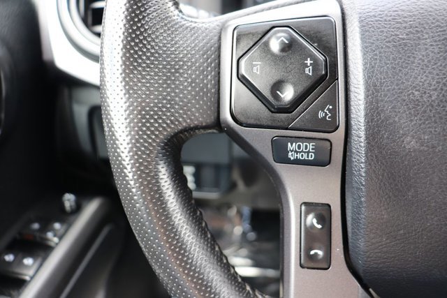 Used 2023 Toyota Tacoma TRD Off-Road w/ Technology Package AWD/4WD image 18