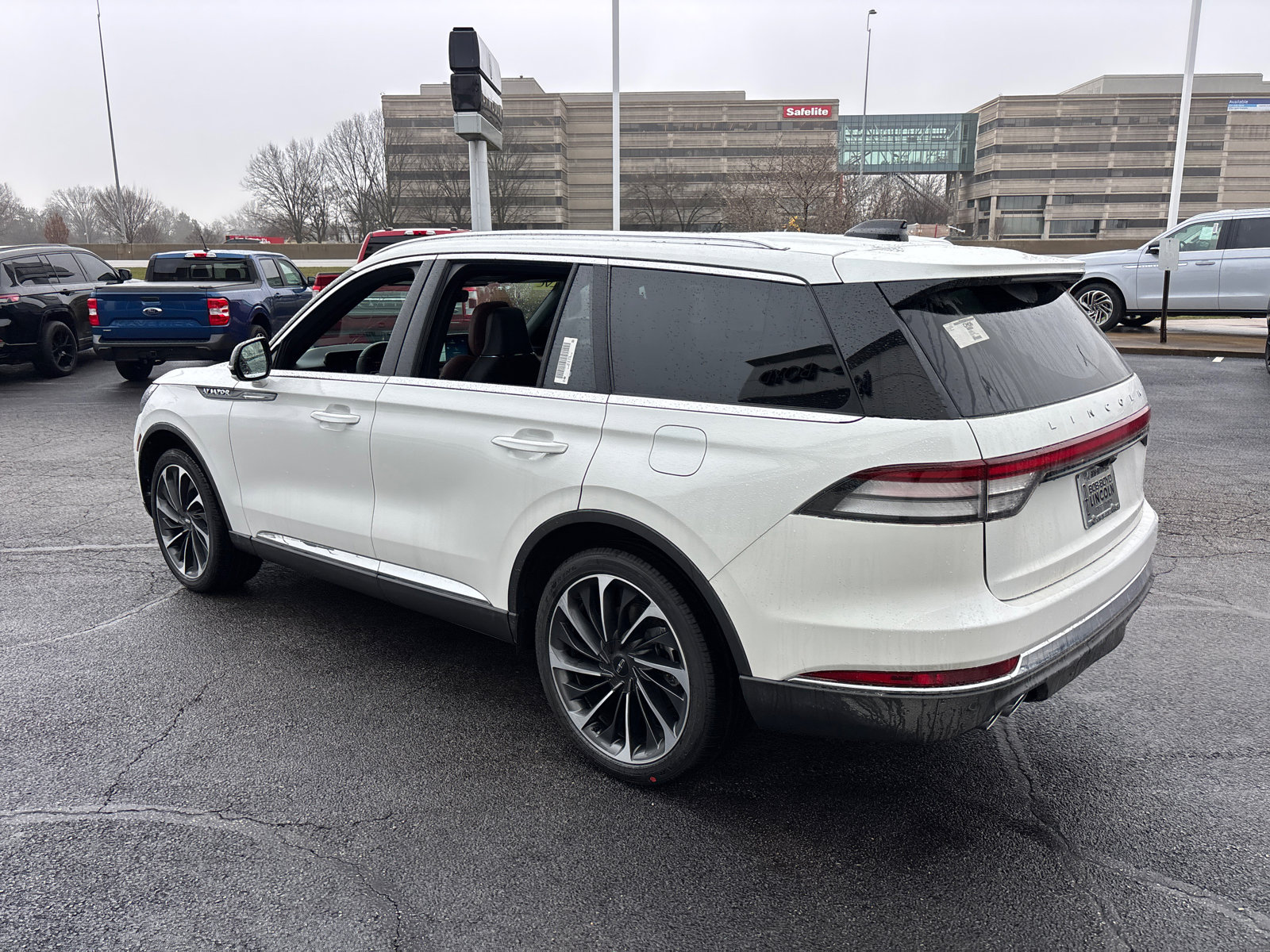 New 2026 Lincoln Aviator Reserve image 5