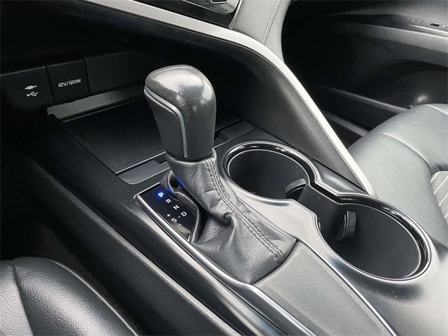 Used 2019 Toyota Camry SE image 30