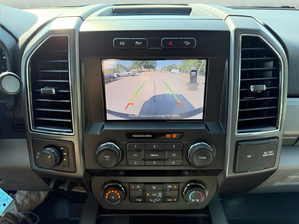 Used 2021 Ford F250 XLT w/ XLT Premium Package AWD/4WD image 36