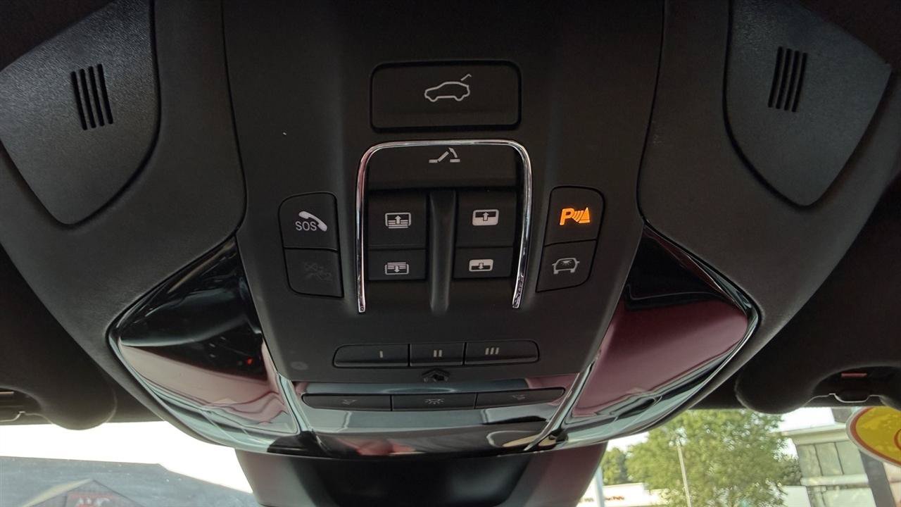 Used 2023 Maserati Levante GT AWD/4WD image 56