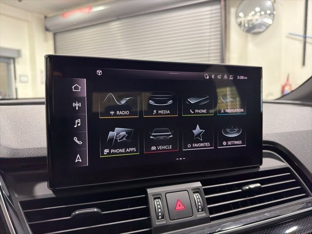 Used 2023 Audi SQ5 Prestige w/ Prestige Package image 19