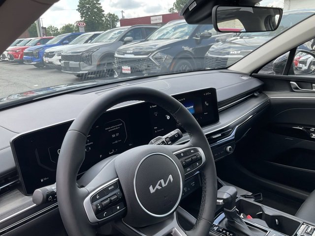 New 2025 Kia K5 EX image 44