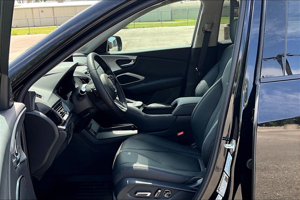 Used 2024 Acura RDX SH-AWD image 13