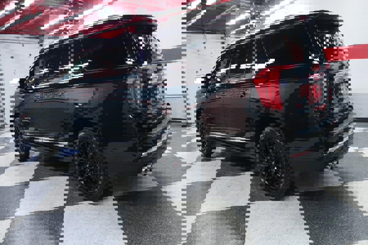 Used 2022 GMC Yukon XL Denali image 6