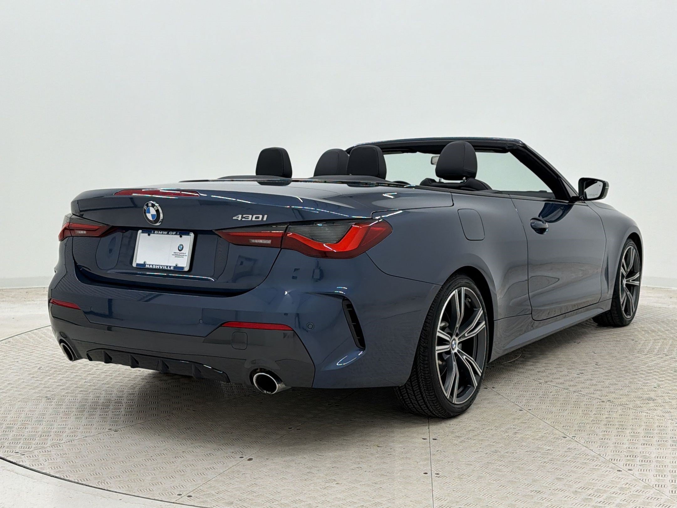Used 2022 BMW 430i Convertible w/ M Sport Package RWD image 9