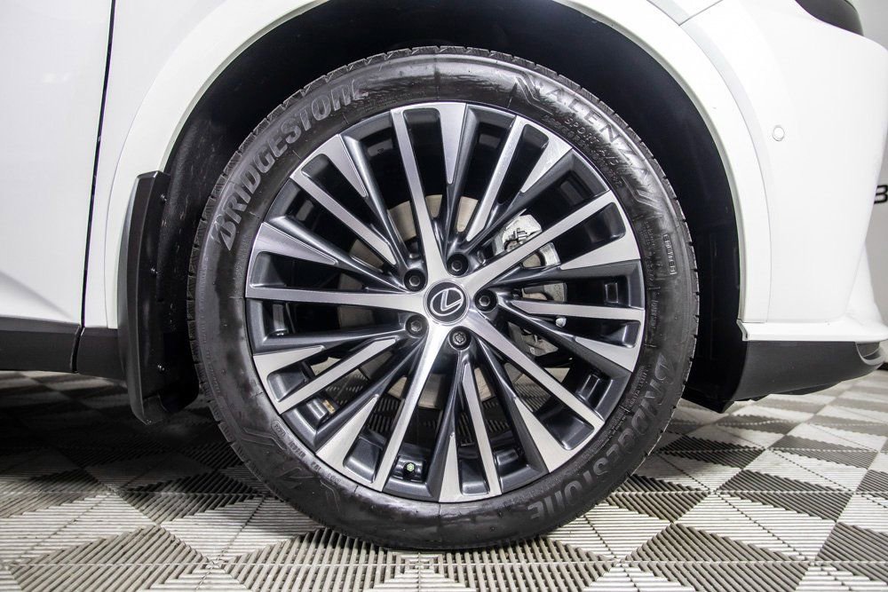 Used 2024 Lexus RX 350 image 43