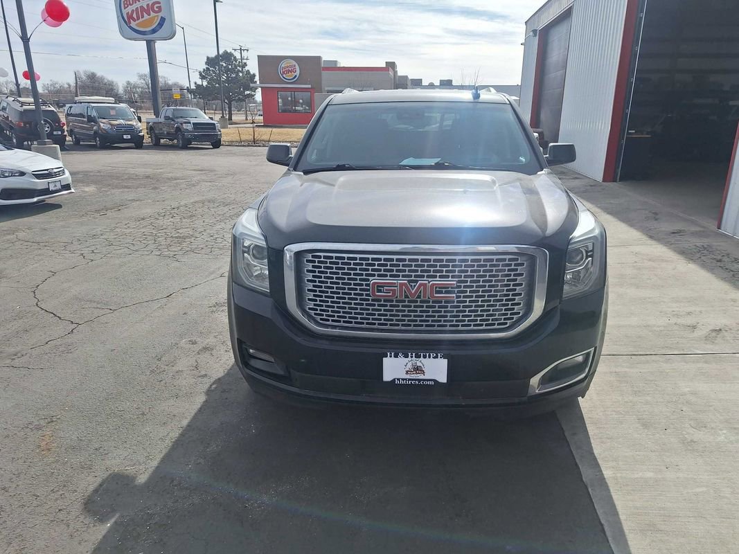 Used 2016 GMC Yukon Denali image 11
