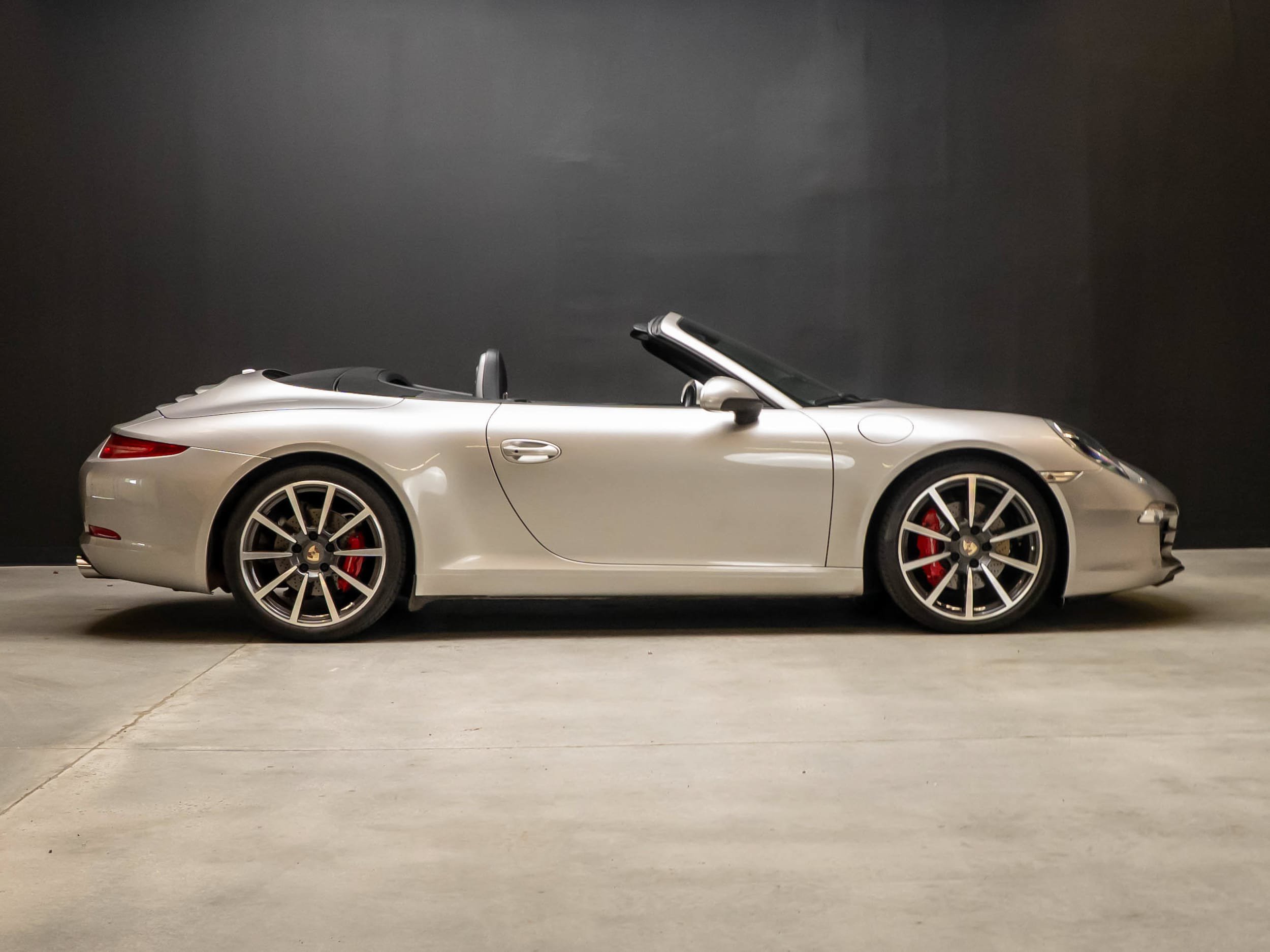 Used 2013 Porsche 911 Carrera S RWD image 8