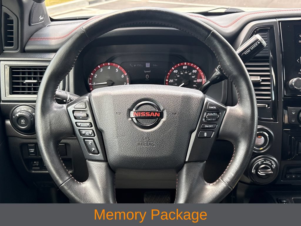 Used 2022 Nissan Titan PRO-4X w/ Pro-4x Convenience Package AWD/4WD image 13