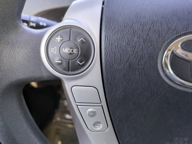 Used 2013 Toyota Prius Two FWD image 20