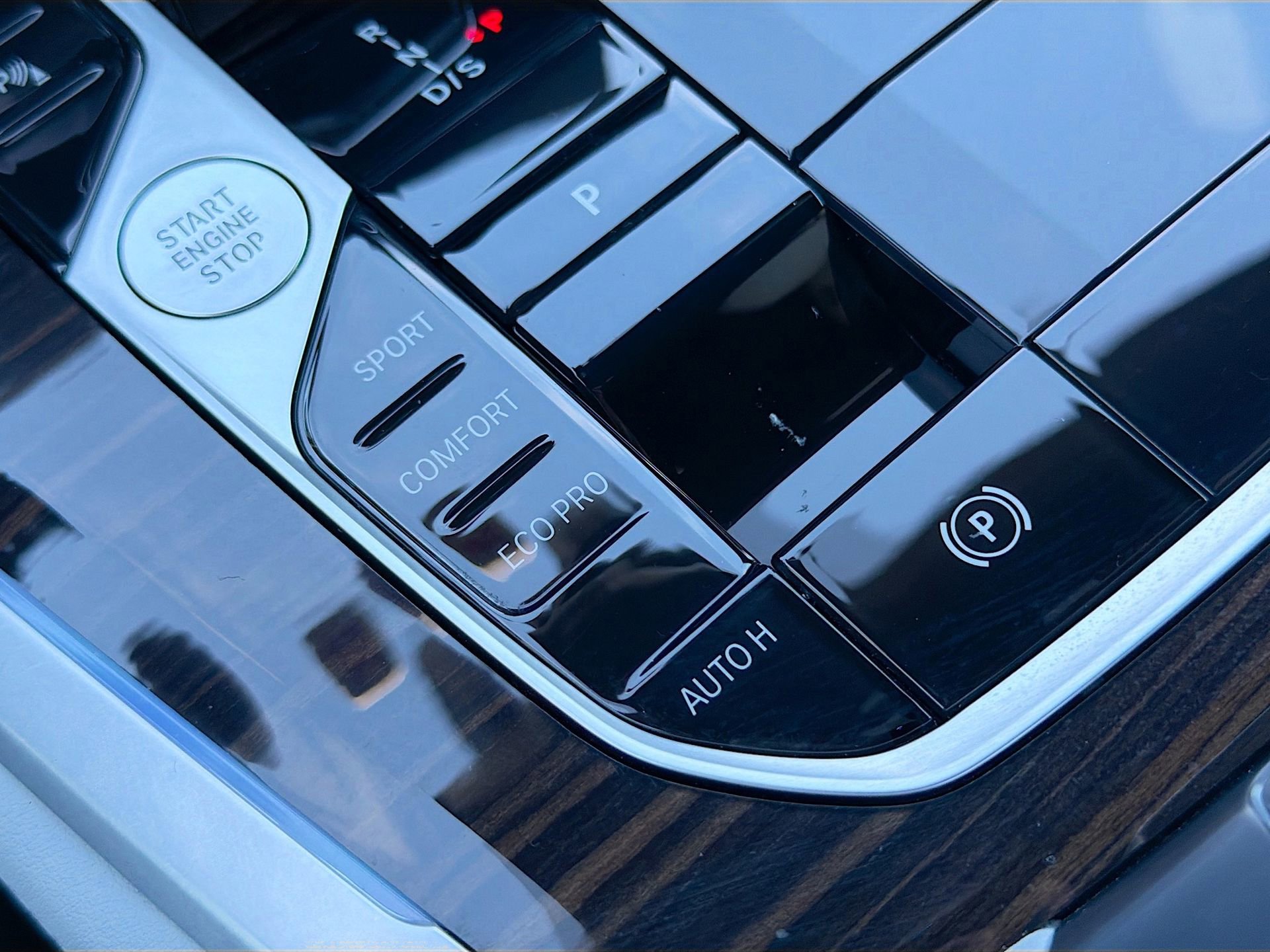 Certified 2024 BMW X5 sDrive40i w/ Premium Package image 31