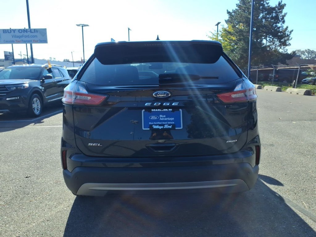 Certified 2024 Ford Edge SEL w/ Convenience Package AWD/4WD image 7