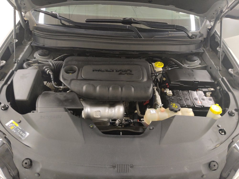 Used 2021 Jeep Cherokee Latitude AWD/4WD image 30