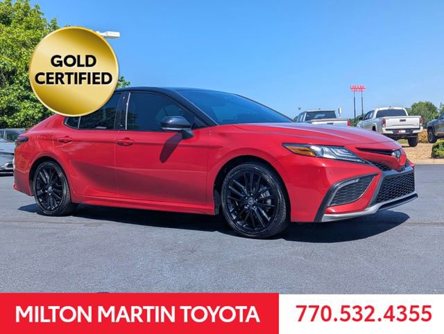 Used 2023 Toyota Camry XSE FWD image 2