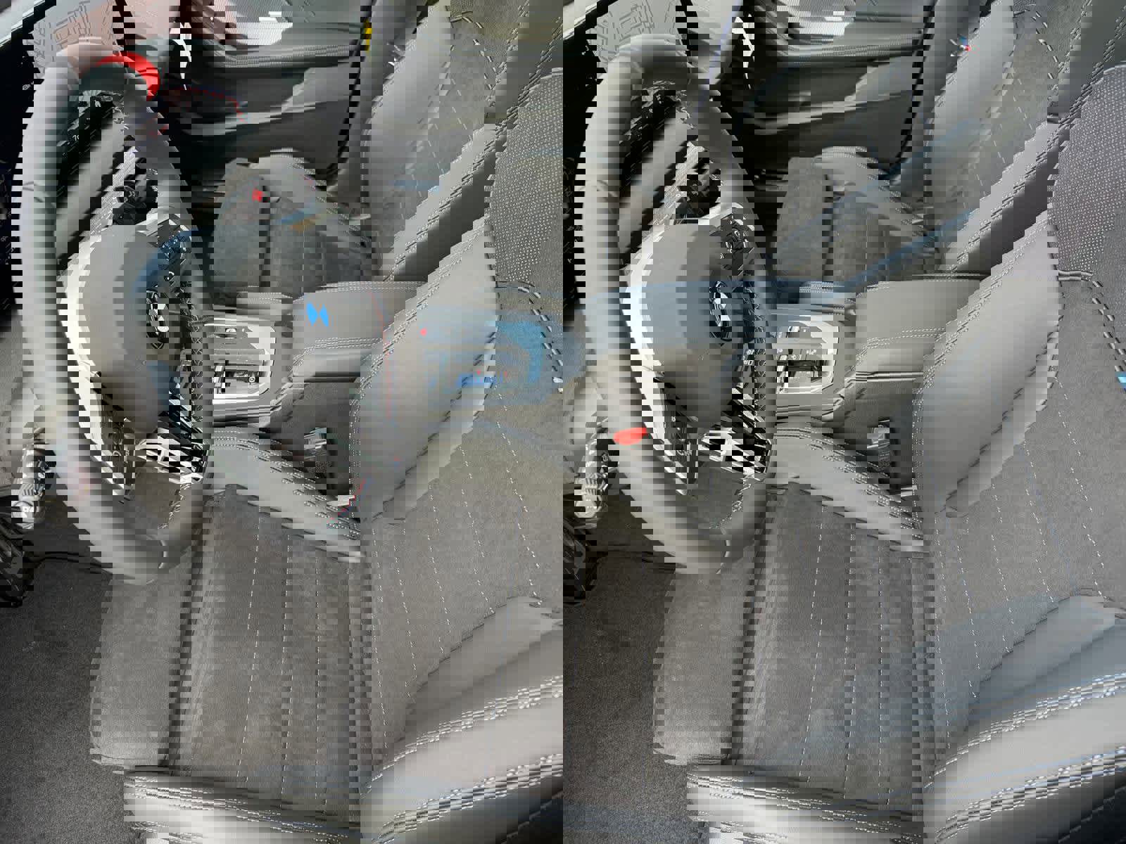 New 2025 BMW M235i xDrive w/ M Performance Package image 10