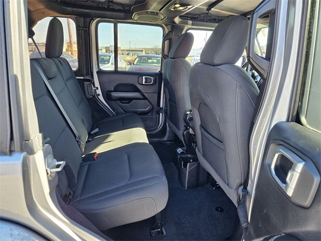 Used 2020 Jeep Wrangler Unlimited Sahara w/ Cold Weather Group image 14