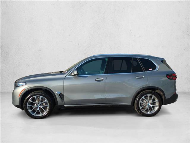 Certified 2025 BMW X5 xDrive40i w/ Parking Assistance Package image 9