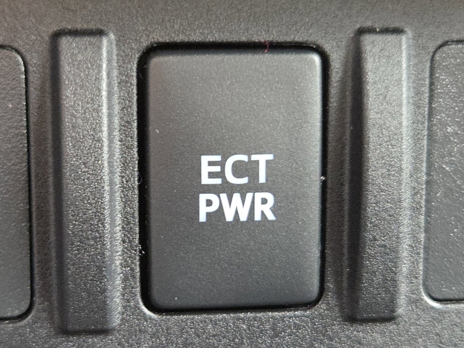 Used 2023 Toyota Tacoma TRD Sport w/ Black Out Package (TMS) AWD/4WD image 5