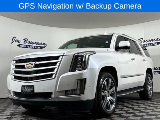 Used 2019 Cadillac Escalade Luxury image 3