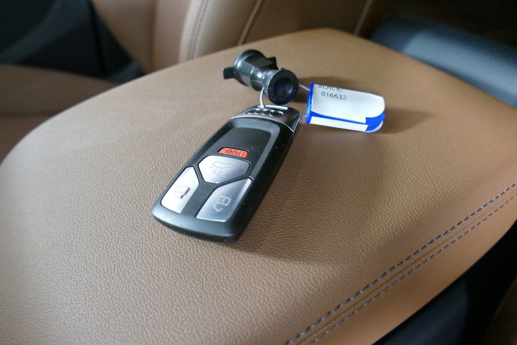 Certified 2025 Audi Q5 2.0T Premium Plus w/ Premium Plus Package AWD/4WD image 23