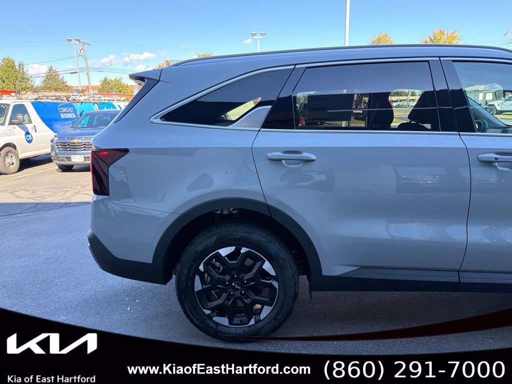 New 2026 Kia Sorento S AWD/4WD image 7