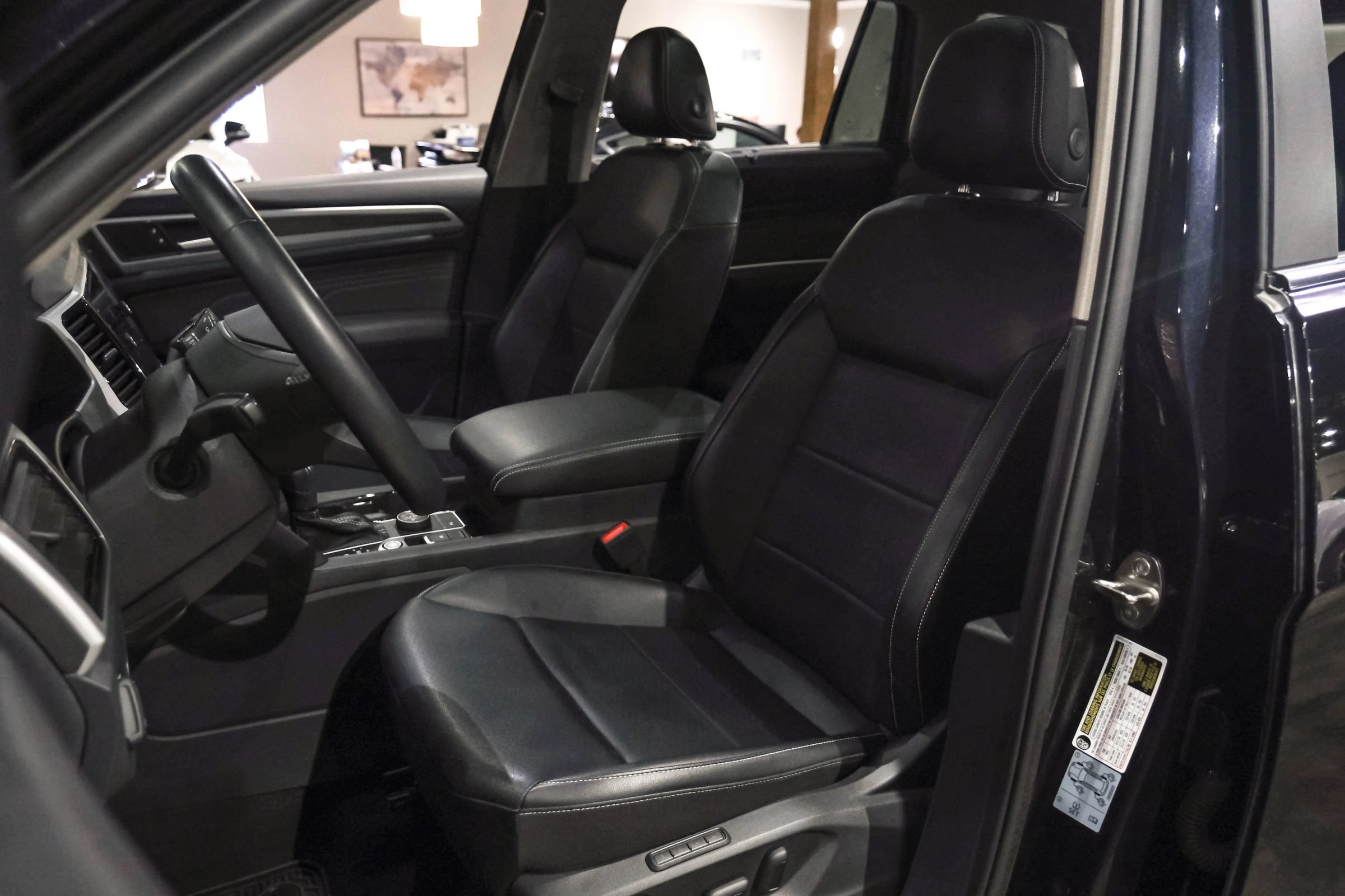 Used 2021 Volkswagen Atlas SEL AWD/4WD image 27