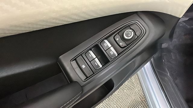 Used 2021 Subaru Ascent Premium w/ Convenience Package AWD/4WD image 11