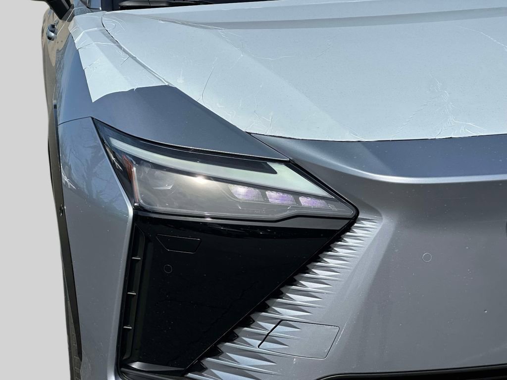 New 2026 Lexus RZ 450e AWD image 8
