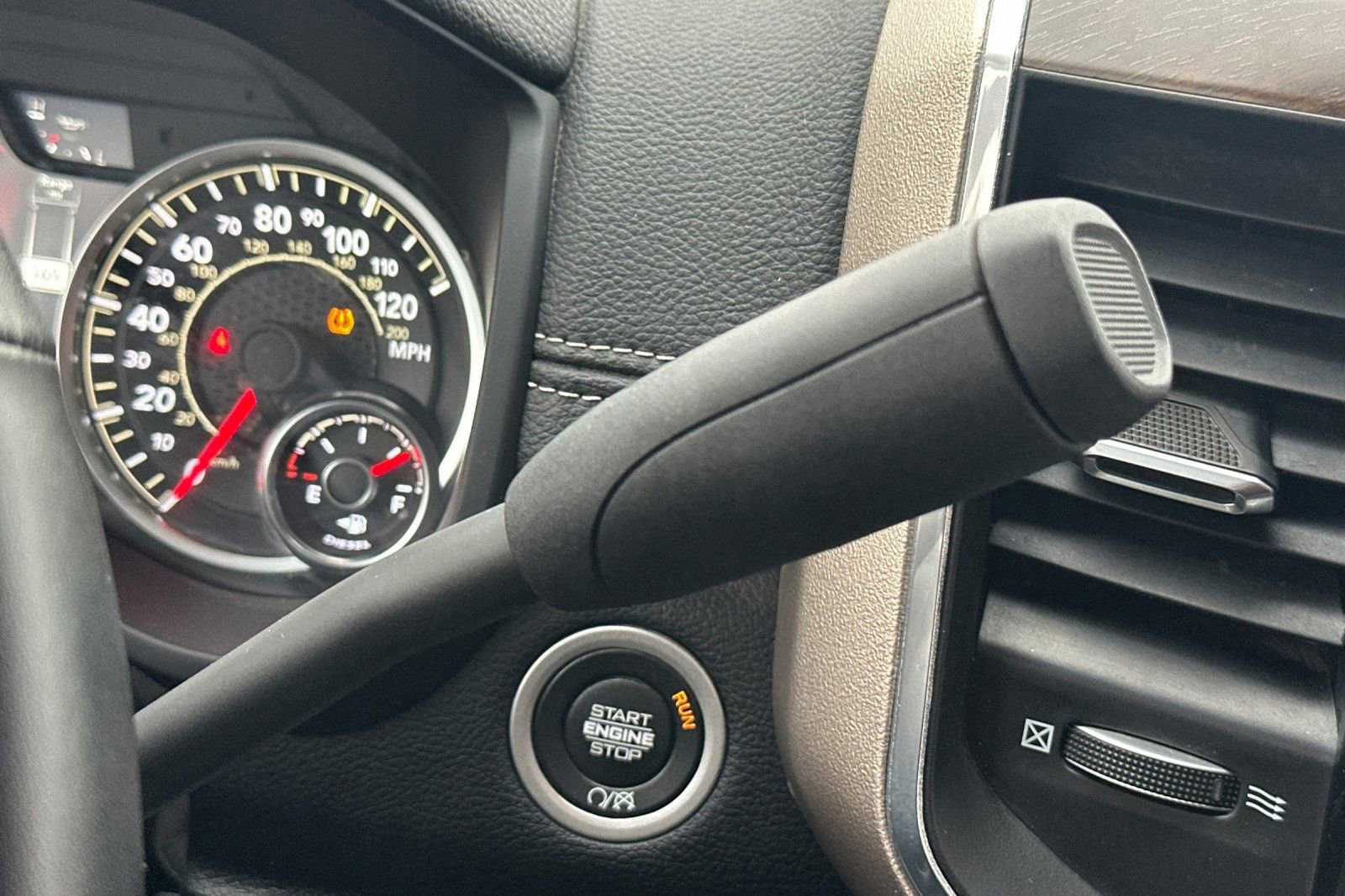 Used 2024 RAM 2500 Laramie image 22