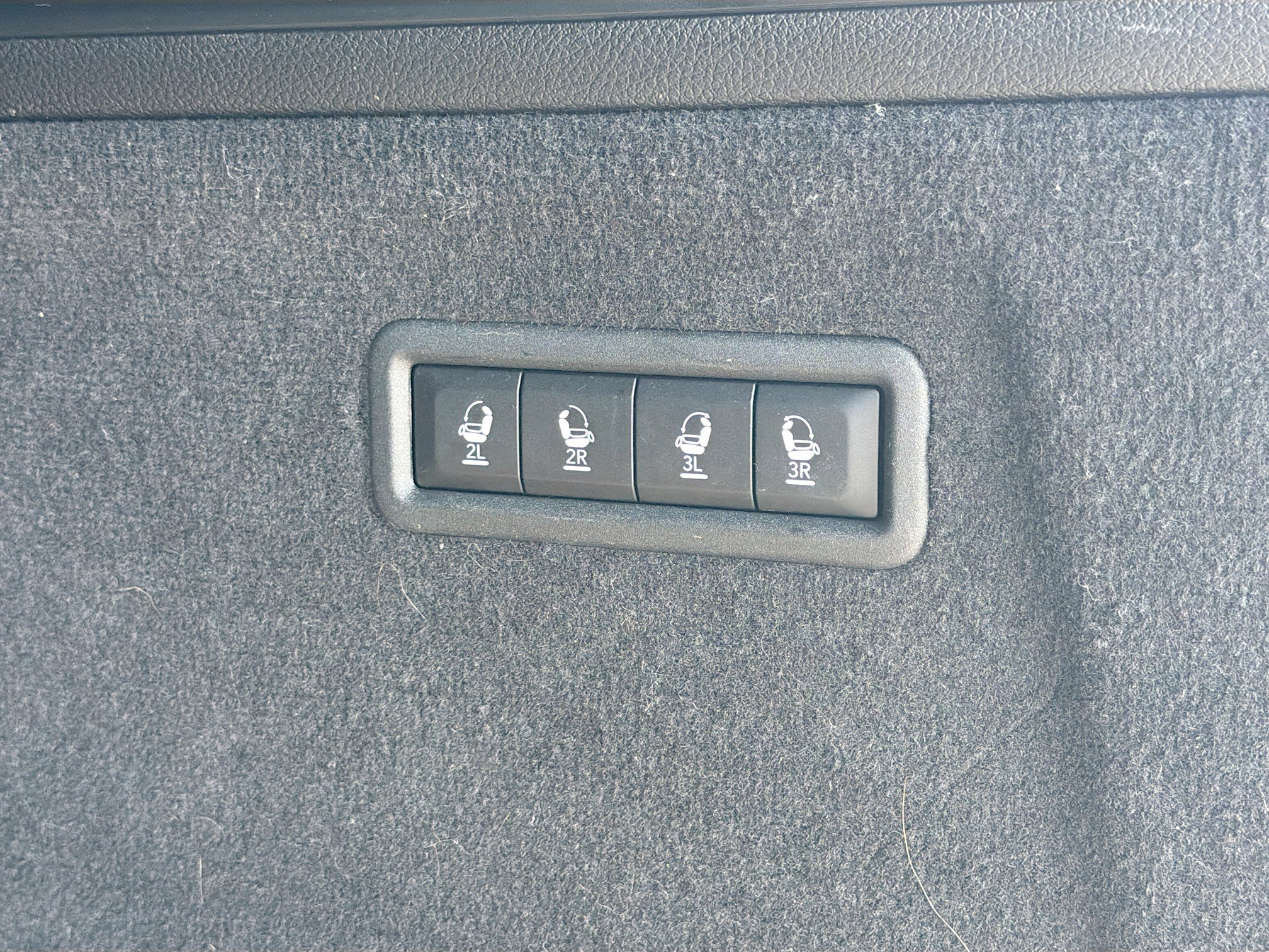 Used 2024 Jeep Grand Wagoneer L Series III image 13