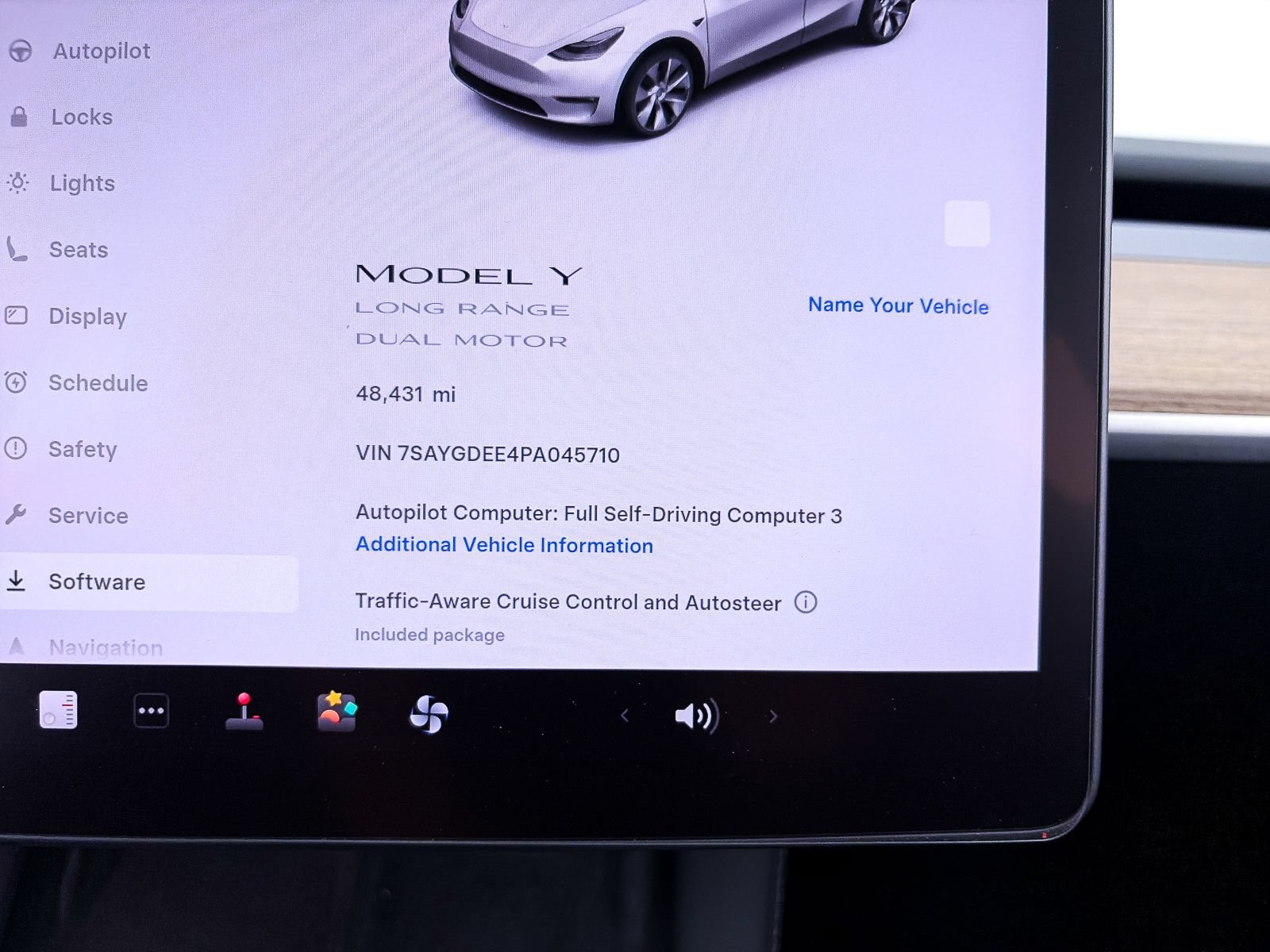 Used 2023 Tesla Model Y Long Range AWD/4WD image 24