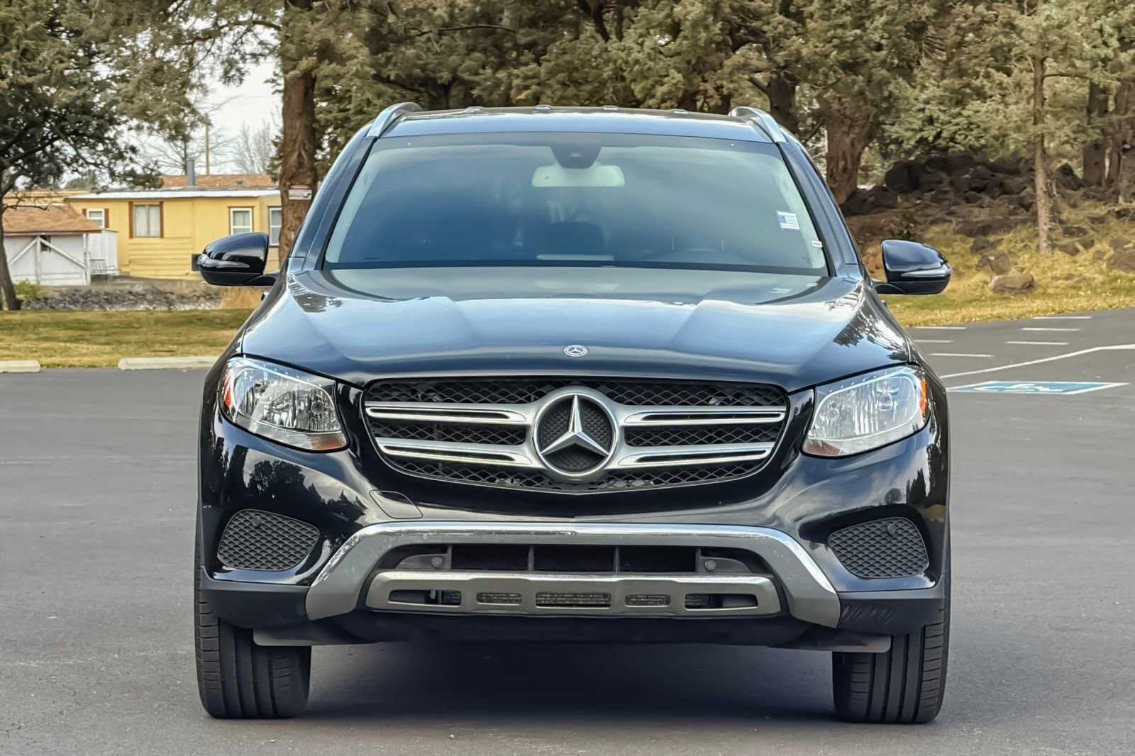 Used 2019 Mercedes-Benz GLC 300 4MATIC image 10
