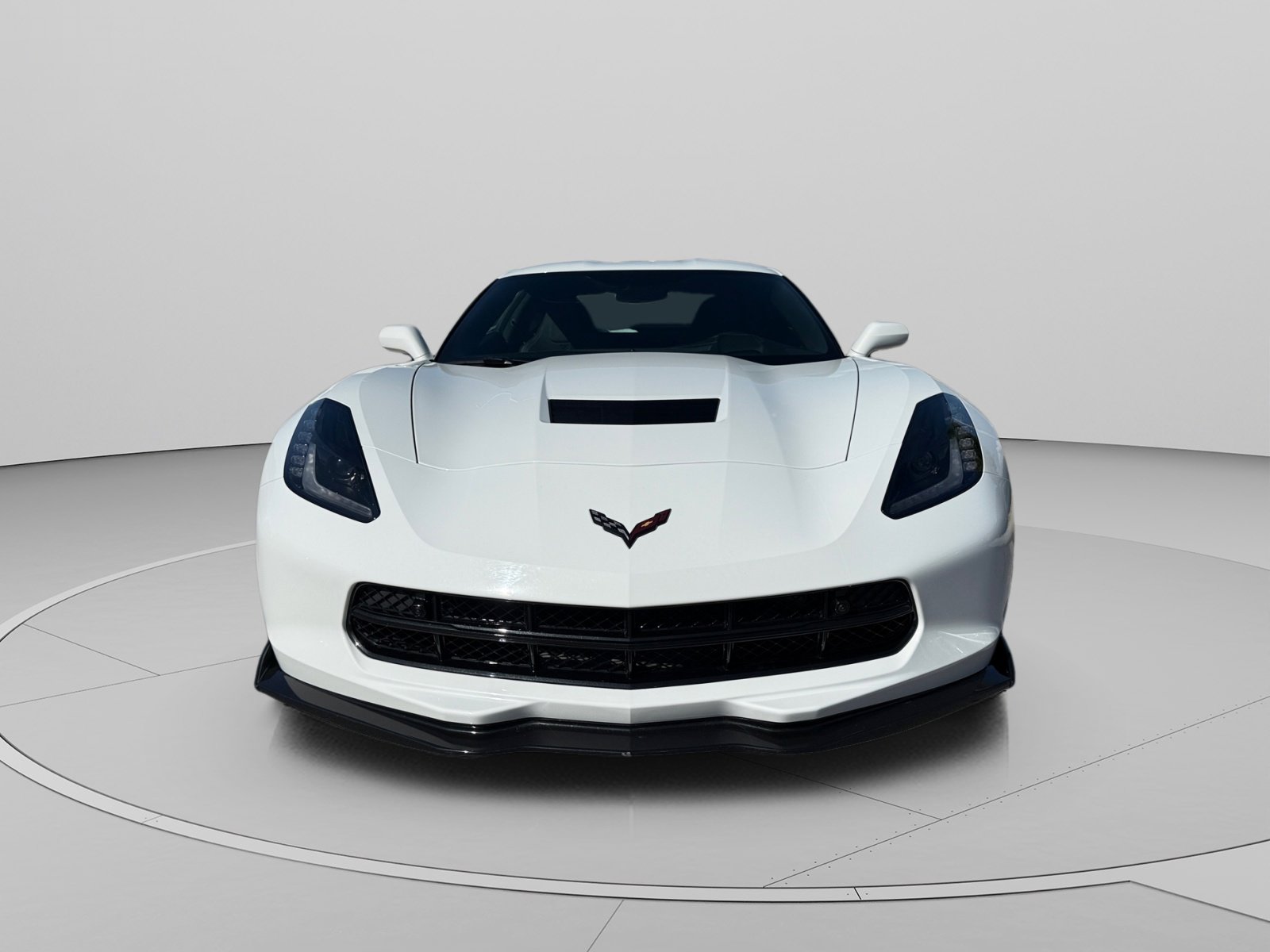 Used 2019 Chevrolet Corvette Stingray Coupe RWD image 8