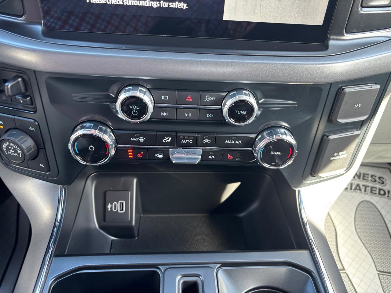 New 2026 Ford F150 XLT w/ Equipment Group 302A MID image 23