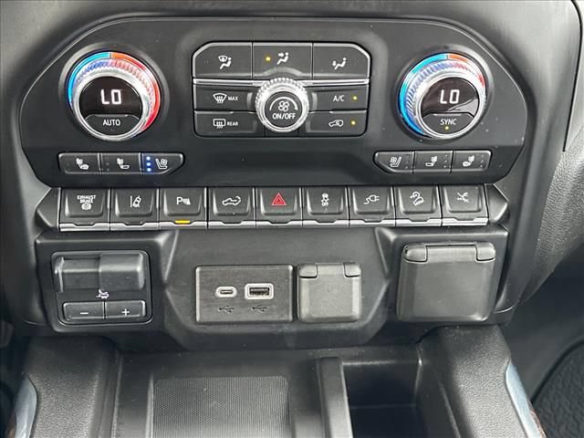 Certified 2022 GMC Sierra 2500 Denali w/ Denali Ultimate Package AWD/4WD image 33