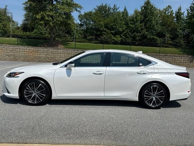 Used 2025 Lexus ES 350 w/ Premium Package FWD image 3
