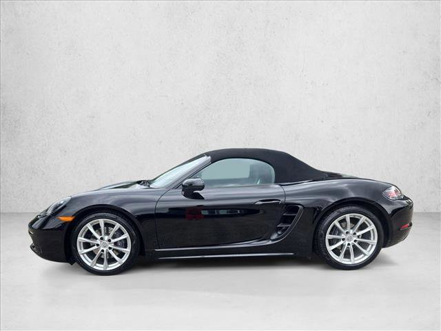 Used 2024 Porsche 718 Boxster RWD image 9