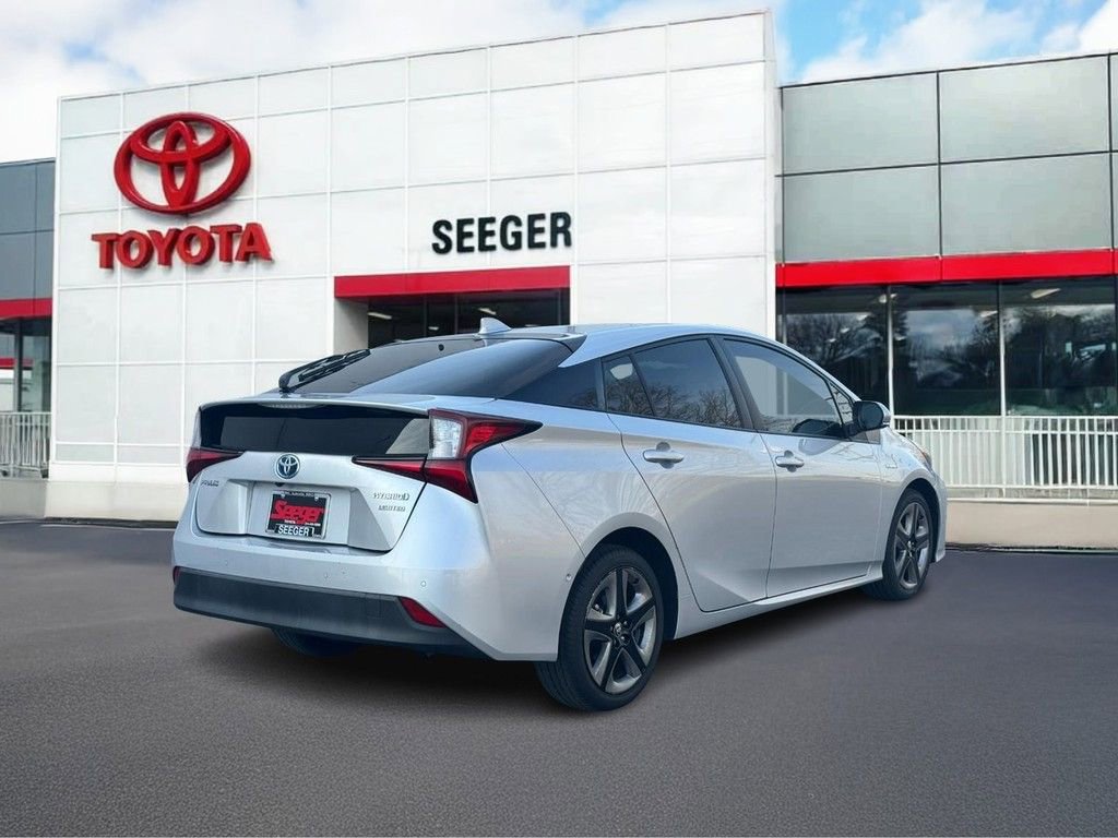 Used 2021 Toyota Prius Limited image 3