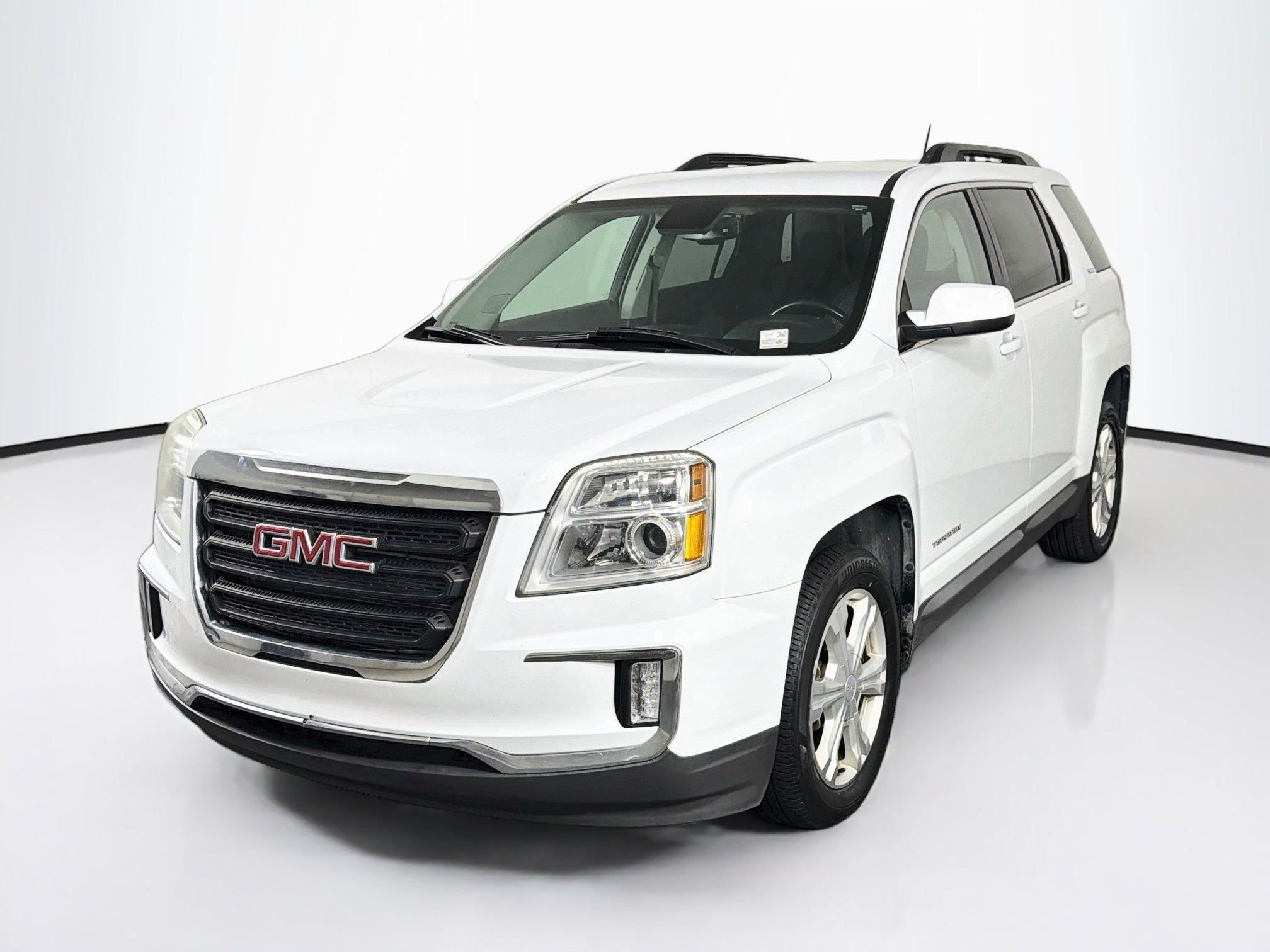 Used 2017 GMC Terrain SLE w/ Convenience Package FWD image 3