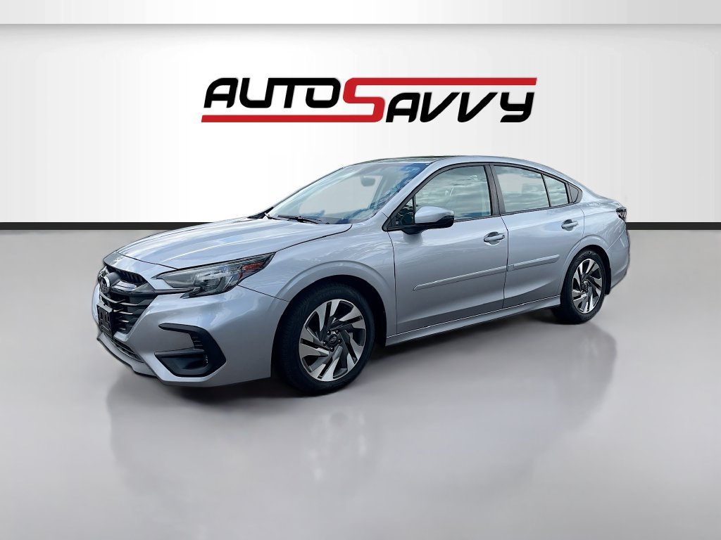 Used 2025 Subaru Legacy Limited AWD/4WD image 3