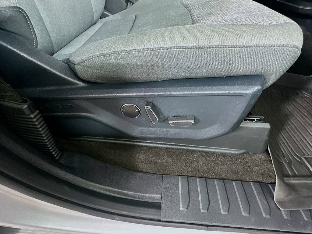 Used 2021 Ford F150 XLT w/ Equipment Group 302A High image 24